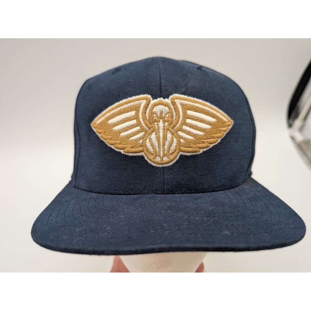 Mitchell & Ness New Orleans Pelicans Fitted Hat Navy Blue NBA Size 7 56cm